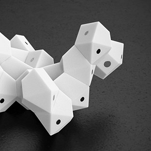 Design Elva Skulptur sculpture Kristall crystal Puzzle pussel